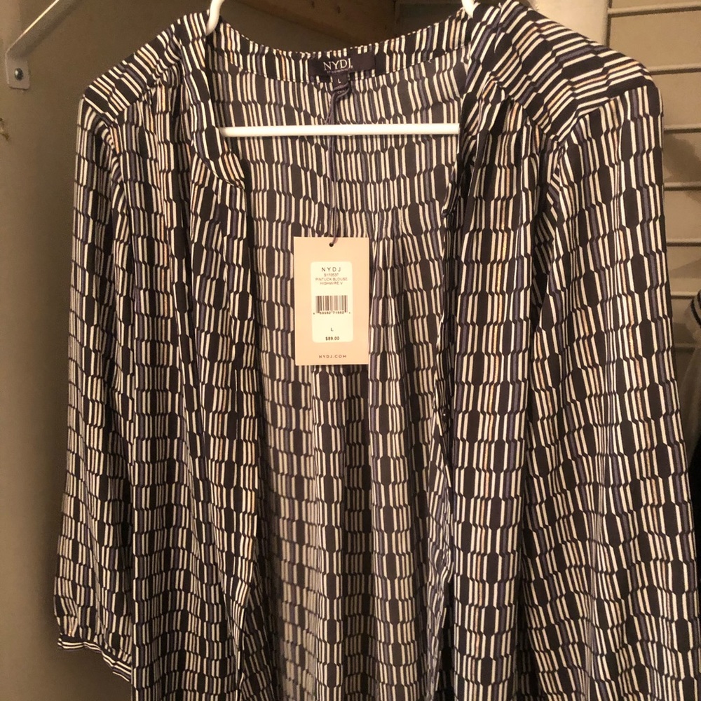 Pattern blouse